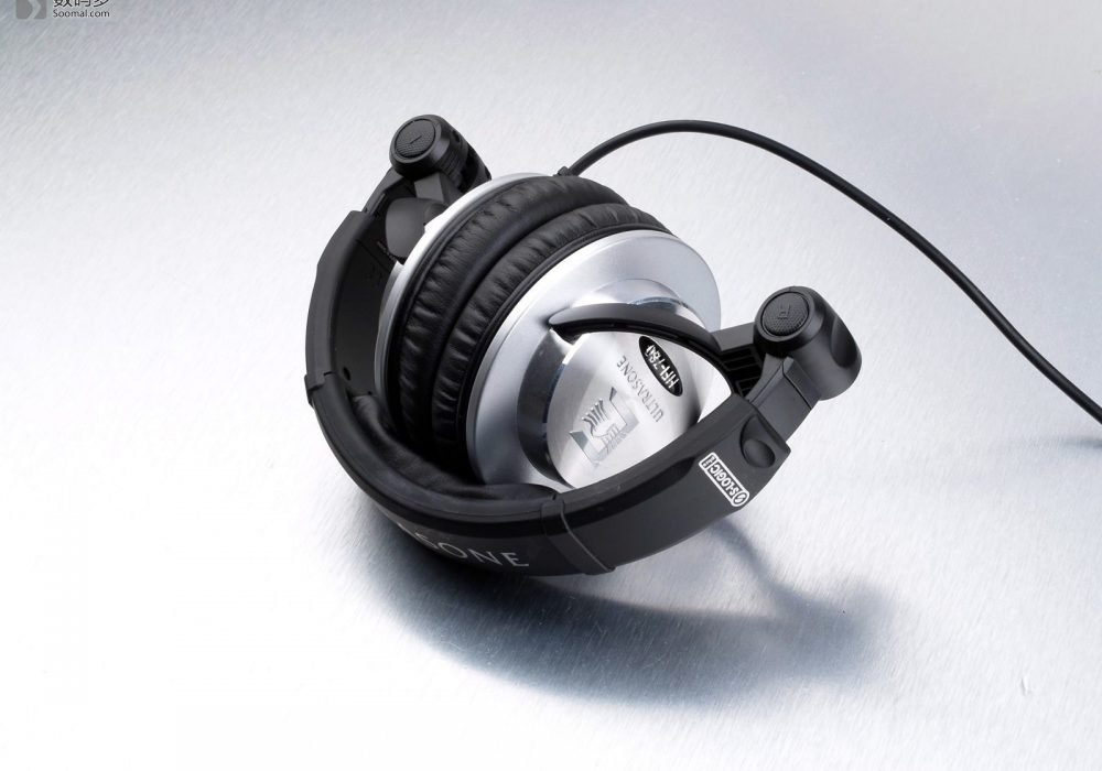 Ultrasone 极致 HFI-780 头戴式耳机