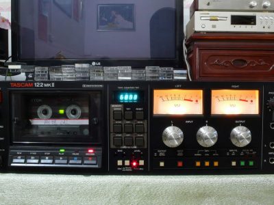 TASCAM 122MKII 双表头卡座