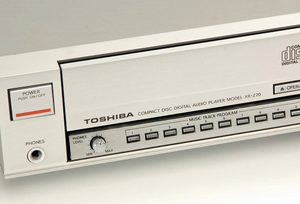 Toshiba XR-Z 70