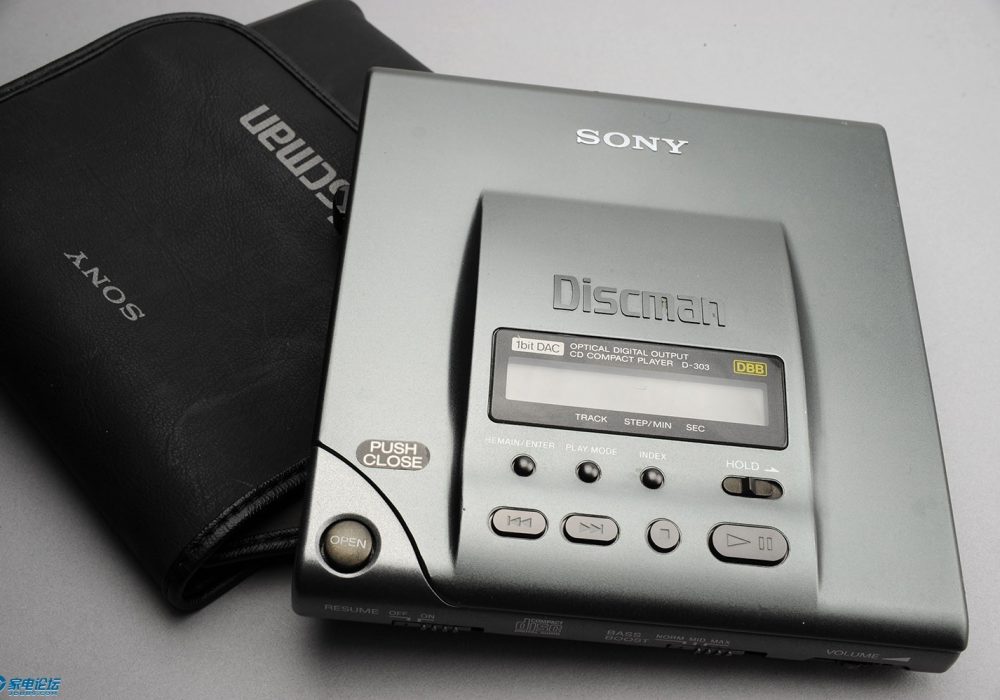 银色索尼 SONY D-303 DBB版 CD随身听