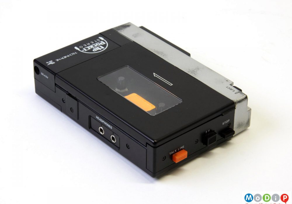Technidyne HPS100 磁带随身听