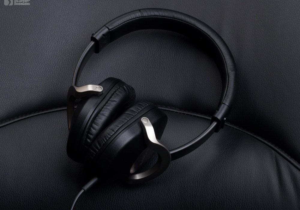 SONY 索尼 MDR-ZX700 头戴式耳机