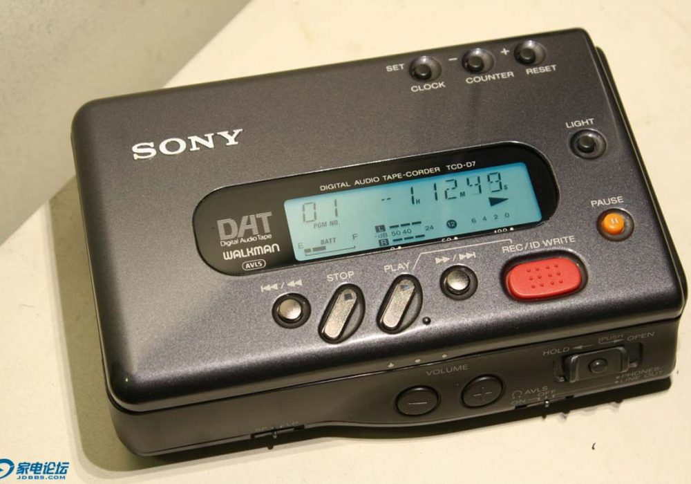 索尼 SONY TCD-D7 DAT随身听