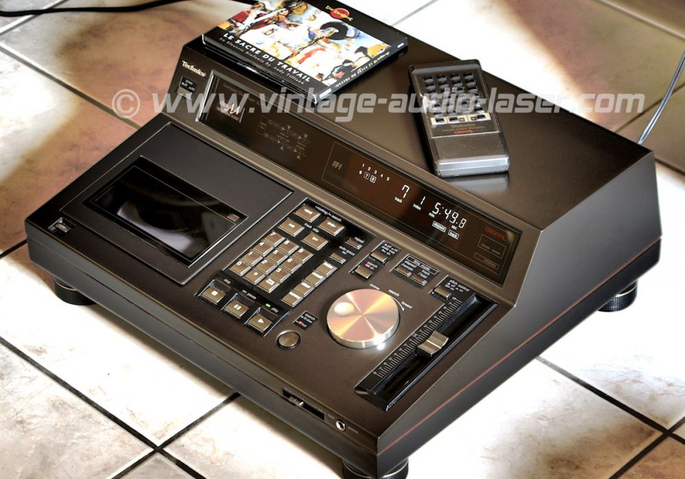 Technics SL-P1200 CD播放机