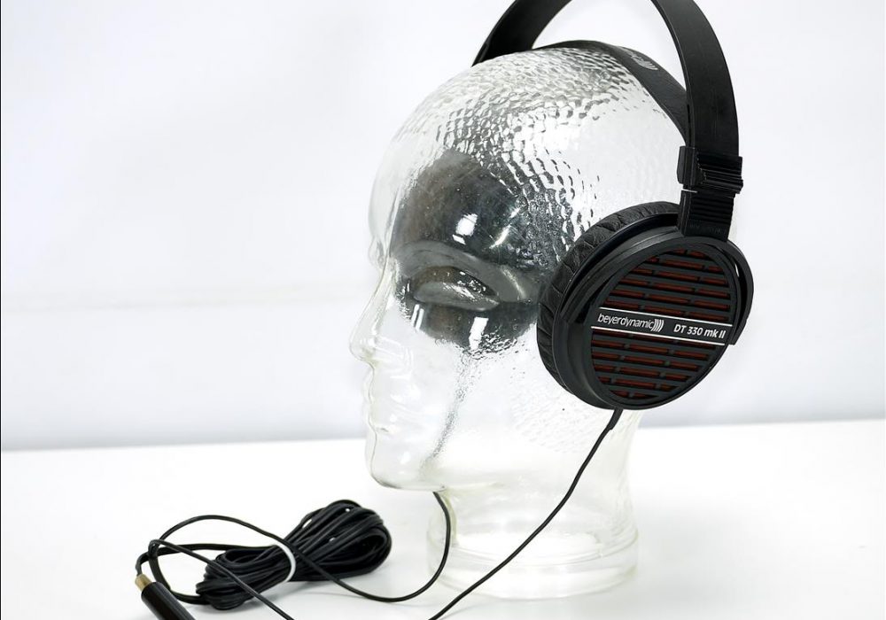 BEYERDYNAMIC DT-330 mkII Studio 耳机