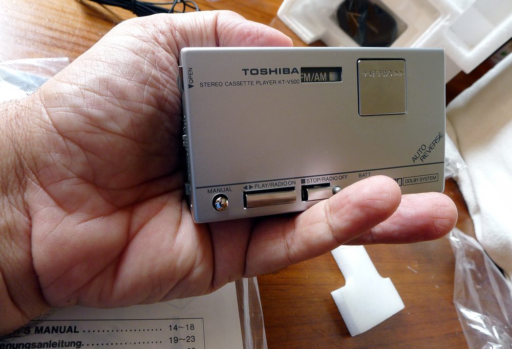 TOSHIBA KT-V500 磁带随身听