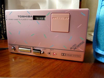 粉红 东芝 TOSHIBA KT-V500 磁带随身听