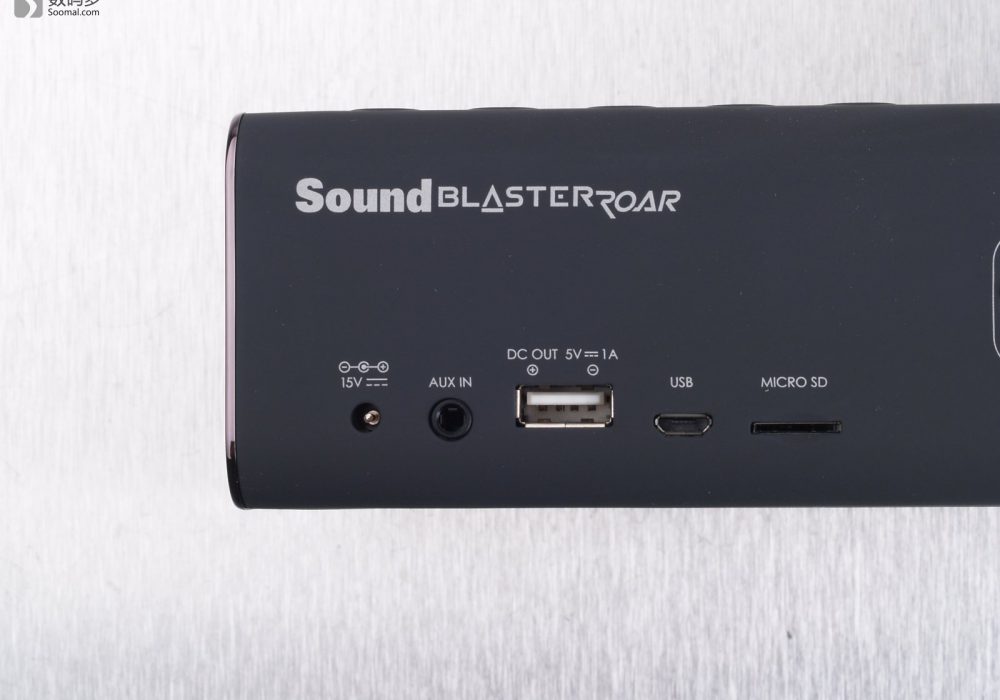 Creative 创新 Sound Blaster Roar 微型音响 - 背部接口