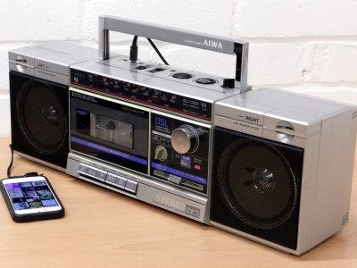 爱华 AIWA CS-240 立体声四喇叭单卡收录机