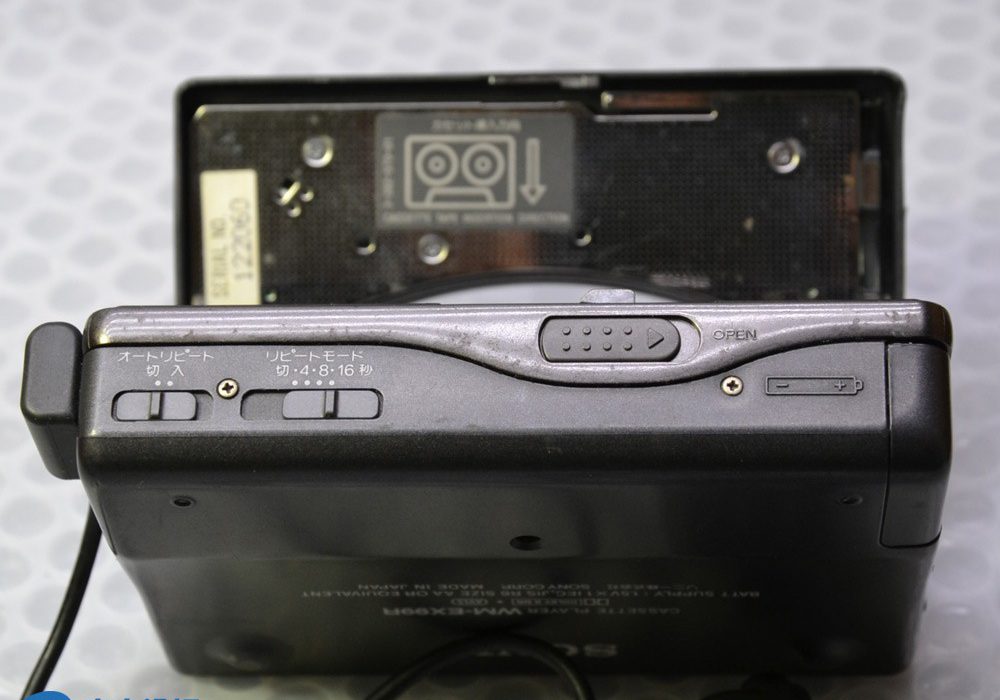 索尼 SONY WM-EX99R + 松下 Panasonic RQ-SX60 随身听