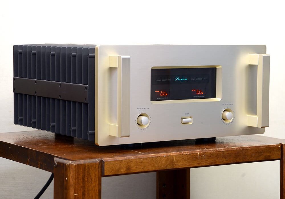 金嗓子 Accuphase A-50 功率放大器