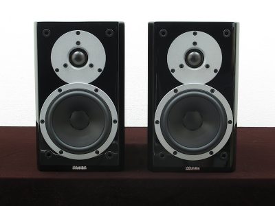 DYNAUDIO EXCITE X12 书架音箱