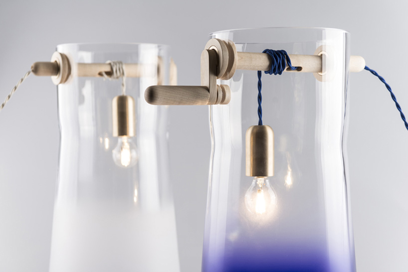 MEJD submerges bulbs into gradient abyss for well lights collection