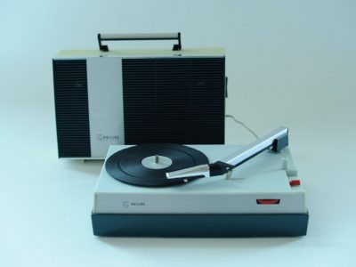 飞利浦 Philips 22 GF 100 便携黑胶唱机