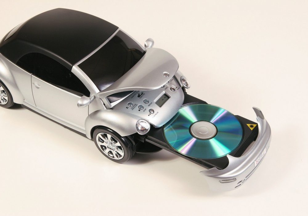 大众 甲壳虫 汽车造型的 CD播放机/FM收音机