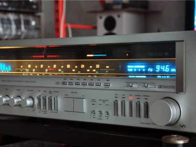 山水 SANSUI 8900ZDB 数字/模拟度盘双显示 收扩机