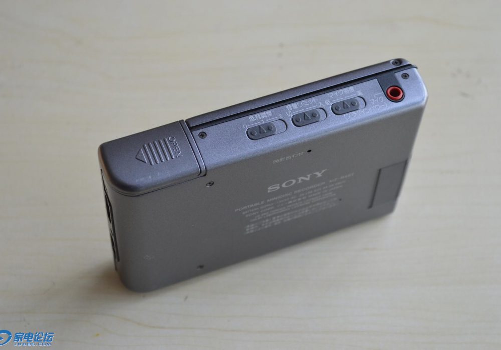 索尼 SONY MZ-R4ST MD随身听，带底座