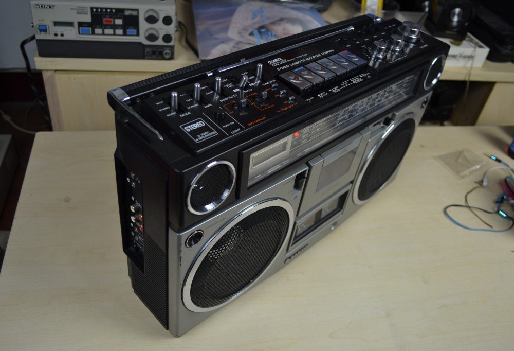 三洋 SANYO M-9990K 单卡四喇叭双表头收录机