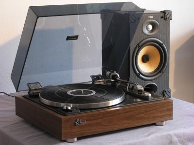 山水 SANSUI SR-212 黑胶唱机