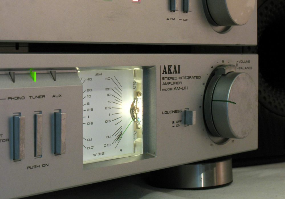 雅佳 AKAI AT-K11/L收音头，CS-M3卡座，AM-U11功放 音响组合