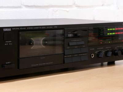 雅马哈 YAMAHA KX-200 卡座