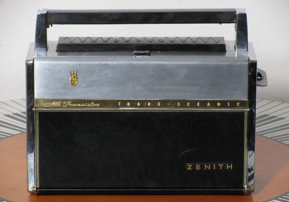 Zenith Trans Oceanic Royal 1000D 收音机