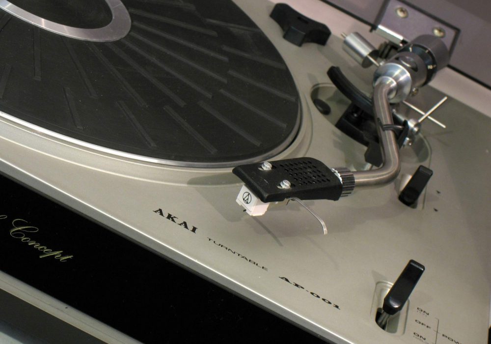 雅佳 AKAI AP-001 黑胶唱机