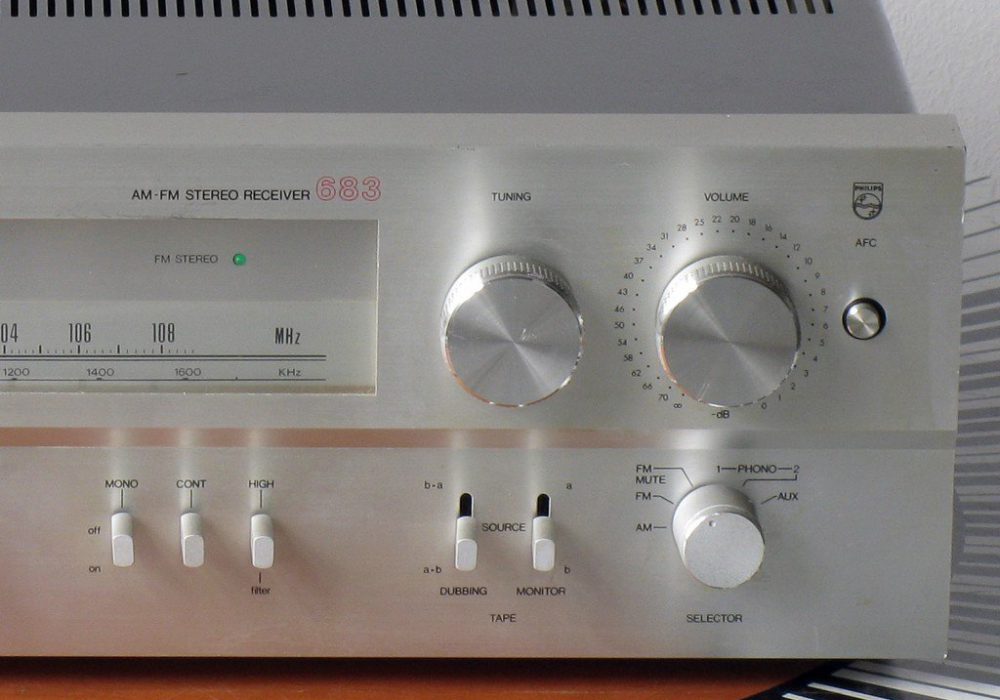 飞利浦 Philips 683 AM/FM 立体声收音头