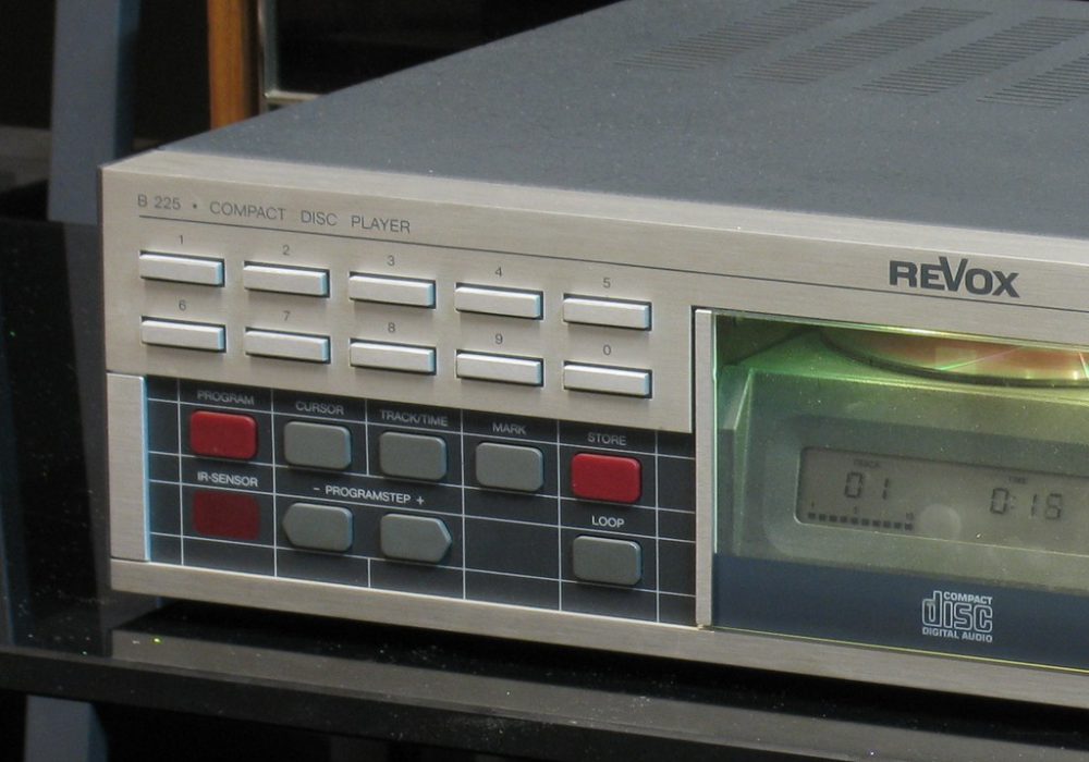 Revox B225 专业级CD播放机
