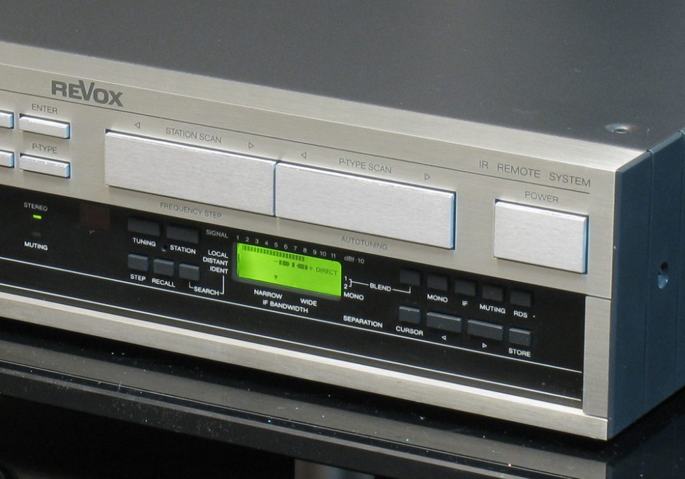 Revox B160 FM 调谐器