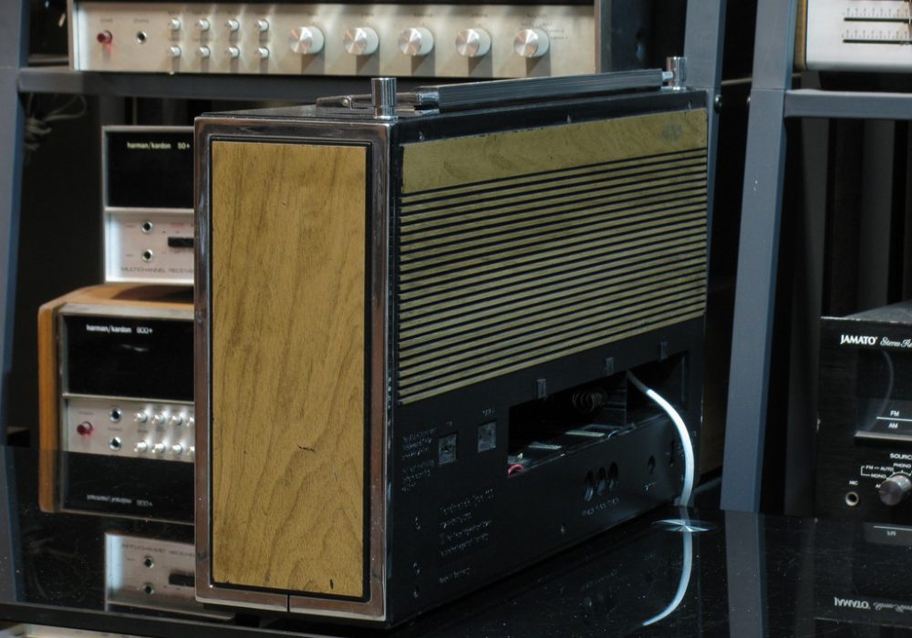 Nordmende Galaxy Mesa 9000ST 收音机