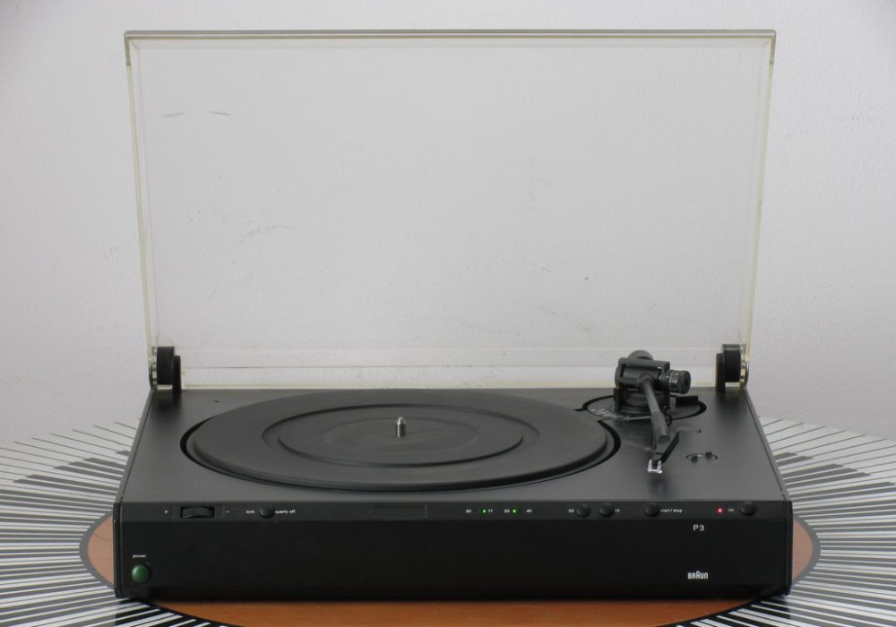 BRAUN P3 黑胶唱机