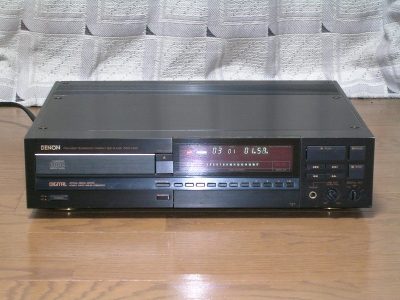 天龙 DENON DCD-3300 CD播放机