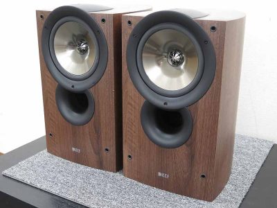 KEF IQ30 书架音箱