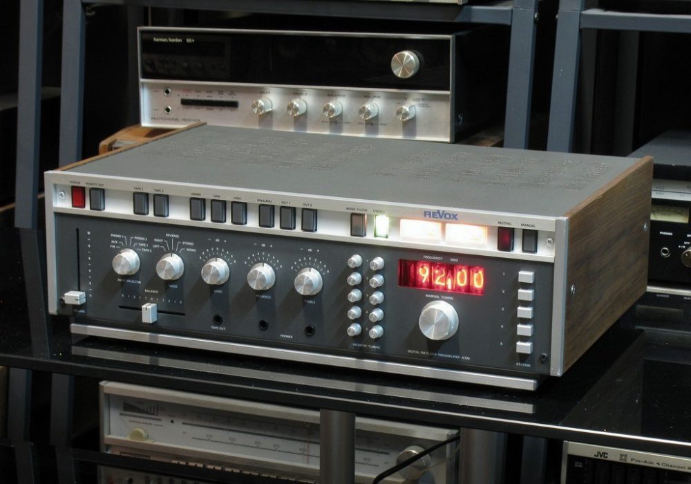 Revox A720 收音头/前级放大器