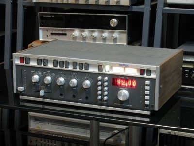 Revox A720 收音头/前级放大器