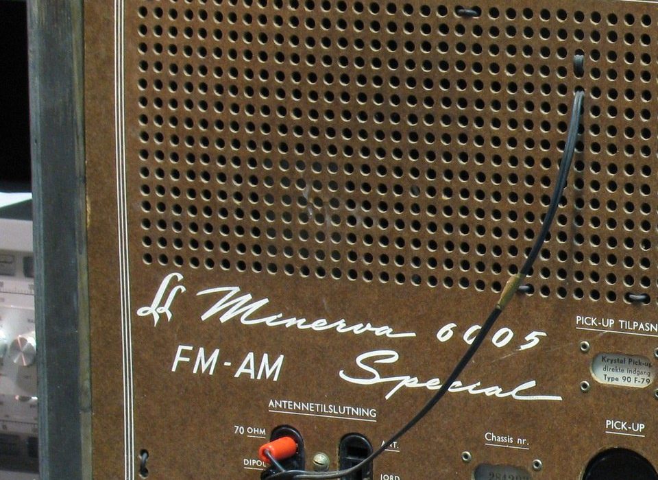 Linnet&Laursen LL Minerva 6005 Special 古董收音机