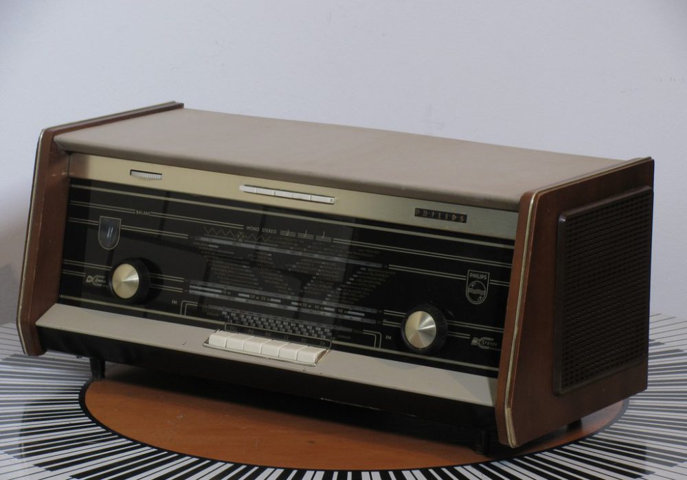 飞利浦 Philips B5X04A 古董 台式电子管收音机
