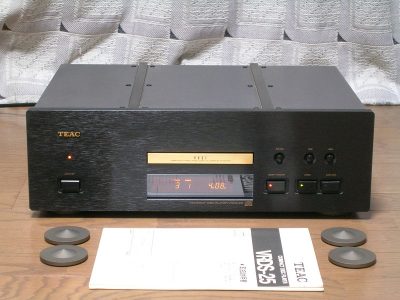 TEAC VRDS-25 高级CD播放机