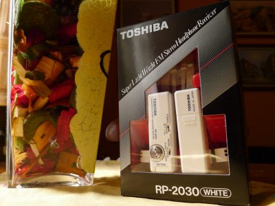 TOSHIBA RP 2030 NUEVO 耳机式收音机