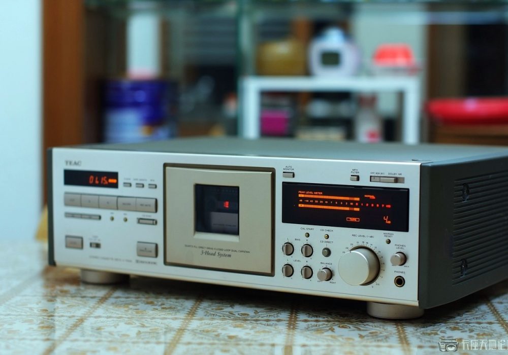 TEAC V7000 卡座