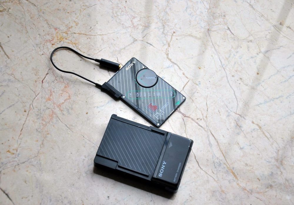SONY SRF-201 卡片收音机