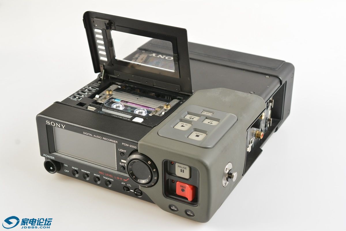索尼 SONY PCM2000 便携DAT播放机 Lark Club