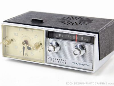 古董 General Electric GE C550D Transistor Radio Alarm Clock 1968 Black Chrome