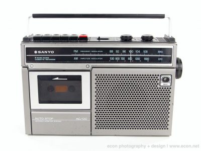 三洋 SANYO M2562 单卡收录机