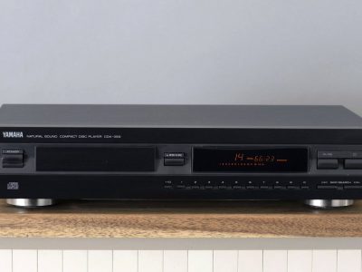 雅马哈 YAMAHA CDX-393 CD 播放机