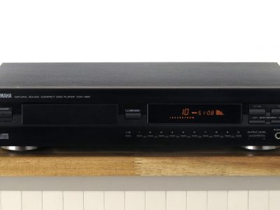 雅马哈 YAMAHA CDX-493 CD 播放机