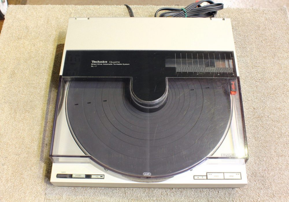 Technics SL-7 黑胶唱机