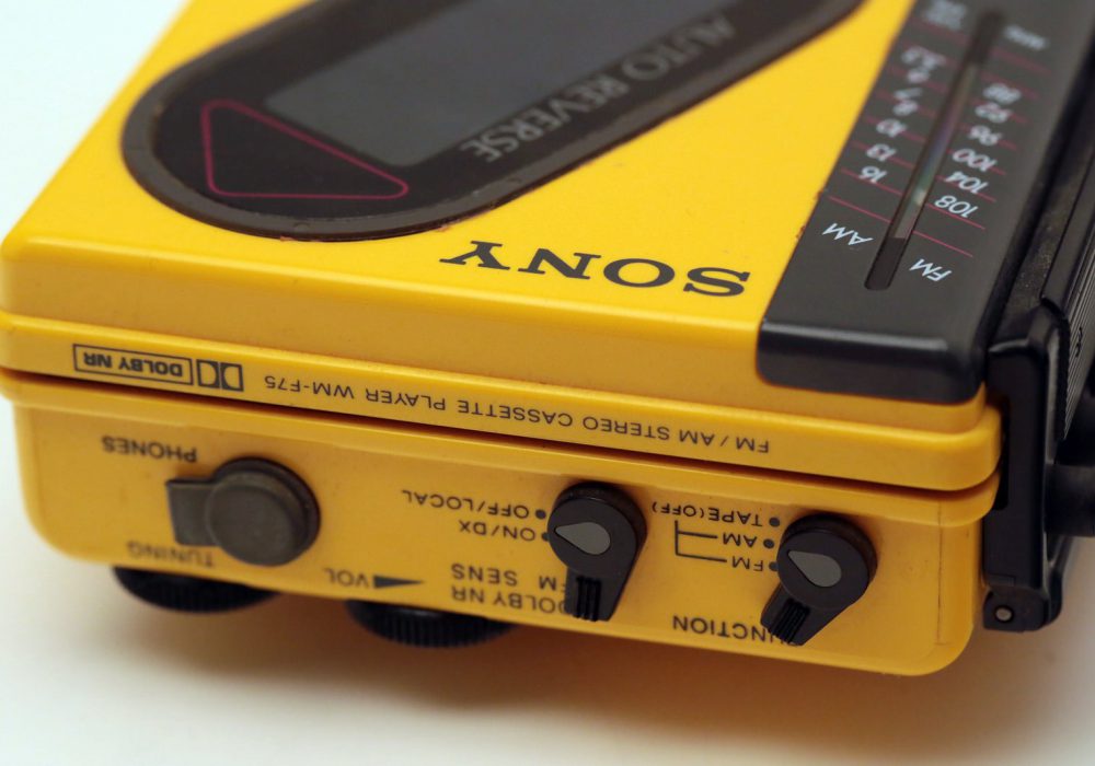 sony wm-F75