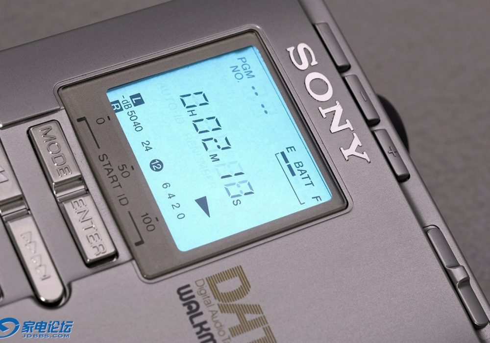 索尼 SONY TCD-D100 DAT随身听